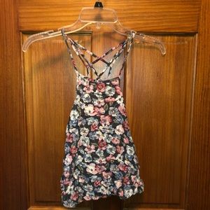 tank top crop top floral hollister